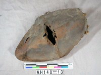 藏品(護面器具)的圖片